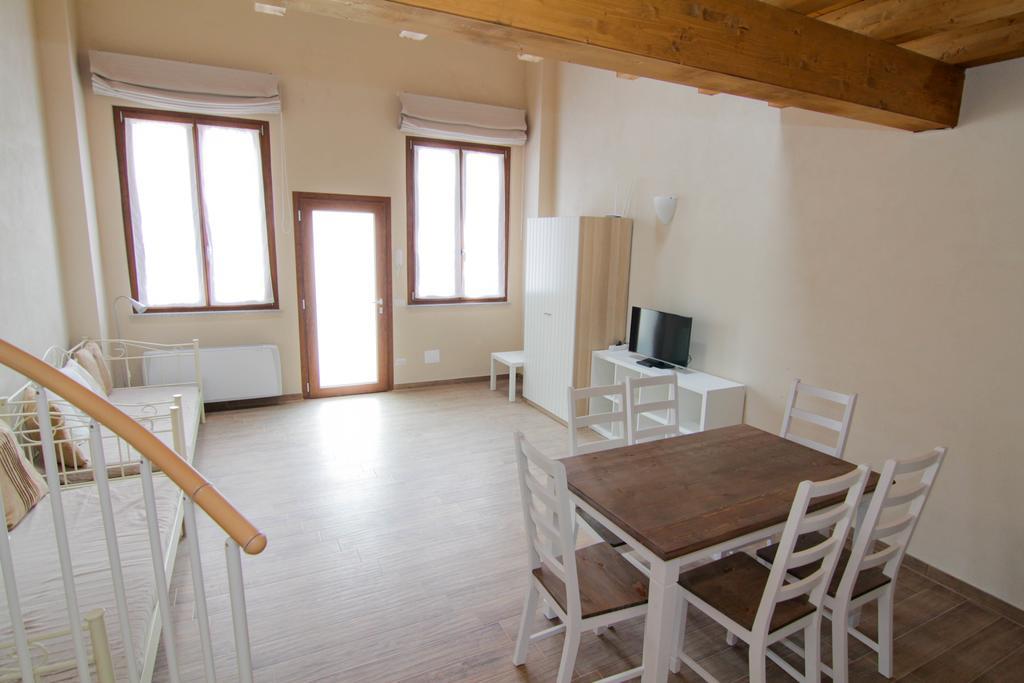 Agriturismo Cascina della Fontana Lodi Camera foto